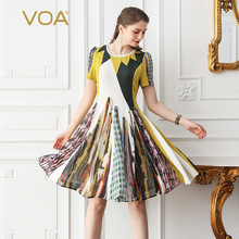 VOA36姆米重磅真丝流光绿圆领中腰短袖套头丝绸桑蚕丝连衣裙女款图片