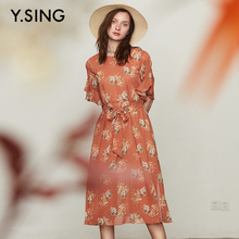 衣香丽影商场同款2018年夏装新款高腰系带修身碎花雪纺短袖连衣裙图片