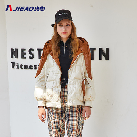 杰奥羽绒服女2018新款个性红领巾装饰不规则线条1320226商品大图