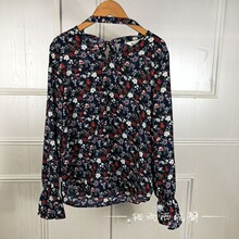 拉夏贝尔7m2018春装新款国内代购荷叶边碎花V领雪纺衬衫70009962图片