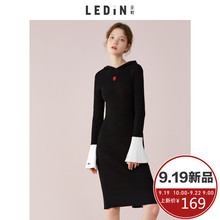 乐町2018秋装新款女针织连帽连衣裙黑色中长款复古ins超火包臀裙图片