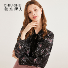 秋水伊人雪纺衫2018冬新款女装印花拼接丝绒系带领直筒上衣雪纺衫图片