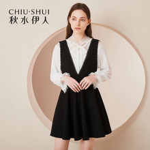 秋水伊人背带裙2018秋装新款女装蕾丝港风背带裙V领修身气质裙子图片