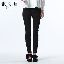 淑女屋2018年冬季新款修身柔软微弹绣花娄空贴布黑色牛仔长裤图片