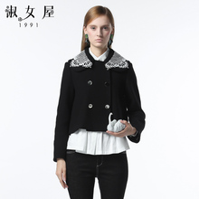淑女屋2018年冬季新款修身柔软白色搂空绣花贴布黑色短款毛呢外套图片