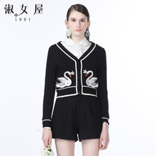 淑女屋2018年秋季新款100%棉黑色白天鹅图案短款开衫图片