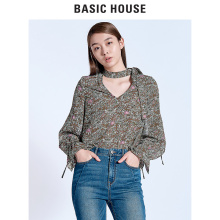 Basic House/百家好碎花V领衬衫喇叭袖学生印花清新衬衣HRBL525D图片