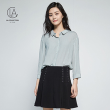 艾格LA女长袖翻领简约竖纹衬衫8E0114025图片