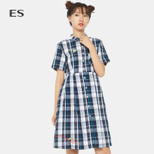 艾格ES夏季新款学院风格纹翻领收腰修身短袖连衣裙8A032200937图片