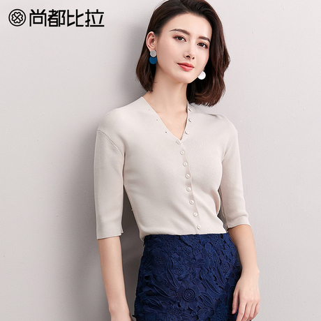 尚都比拉上衣女2018新款秋气质V领简约纯色短款五分袖毛针织开衫商品大图