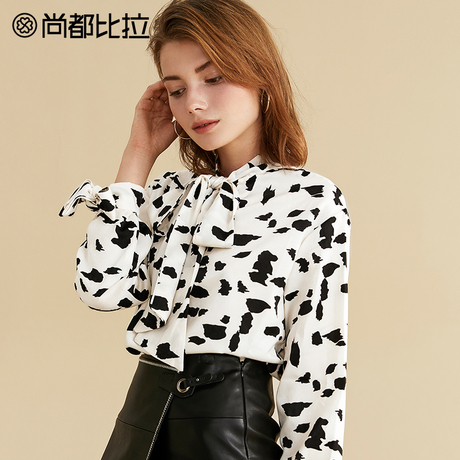 尚都比拉2018冬季新款系带蝴蝶结撞色几何印花时尚OL雪纺衬衫女商品大图