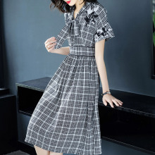 隆缘裳2018春夏新品时尚格纹显瘦中长款修身气质短袖连衣裙女9257图片