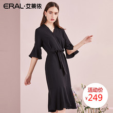 ERAL/艾莱依2018夏季新款韩版荷叶袖v领修身显瘦直筒气质连衣裙女图片