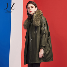 JUZUI/玖姿女装2018冬装新款绑带貉子毛领双层可拆卸羽绒服女外套图片