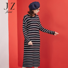 JUZUI/玖姿旗舰店2018冬装新款渐变条纹长款针织毛衫连衣裙女图片