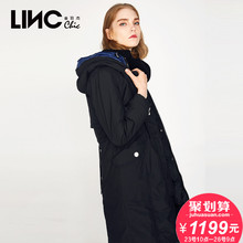 LINC金羽杰冬装新款街头风时尚简约长款羽绒服女过膝连帽7471006图片