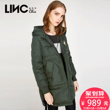 LINC金羽杰冬新款羽绒服女中长款印花拼接个性口袋面包服7450916图片