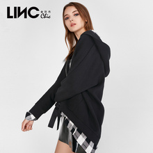 LINC金羽杰2018秋装新款个性抽绳斗篷连帽卫衣女短款开衫8311479图片