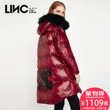 LINC金羽杰冬季新品欧美时尚字母印花连帽羽绒服女中长款7460932图片