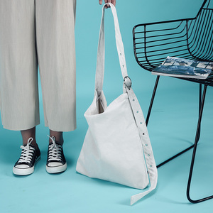 灯芯绒简约百搭单肩斜跨包