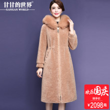 【全羊毛 狐狸毛领】甘甘的世界2018秋冬装新款颗粒羊剪绒大衣女图片