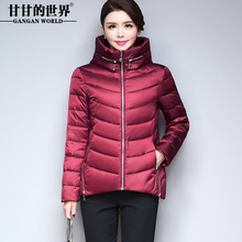 2018新款甘甘的世界加厚羽绒服短款女时尚显瘦外套高领连帽图片