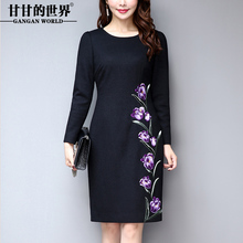 毛呢连衣裙女圆领中长款2017秋冬新款甘甘的世界绣花长袖OL裙女装图片