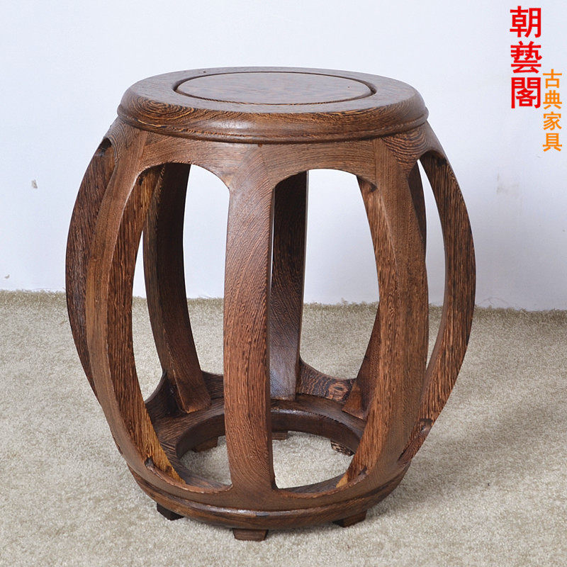 ���ո�Ҿߺ�ľԲ�ĵ�cyg-1019