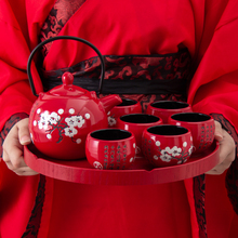 中国红色梅花陶瓷功夫茶具家用结婚陪嫁婚庆礼物品茶杯壶礼盒套装