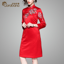 朵拉芭娜女2018秋冬新款中国风复古刺绣改良旗袍连衣裙婚礼妈妈装图片
