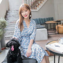 桔熊秋装韩版优雅碎花交叉领收腰系带连衣裙女大码DA5906图片