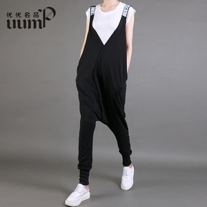 uump欧洲站2019春装新款女装字母背带裤女韩版休闲显瘦小脚裤