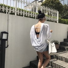 衬衫 女白色上衣防嗮衫 性感大露背宽松大版蝙蝠袖 2019春夏韩版