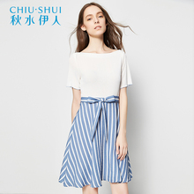 清秋水伊人夏装新品ins女装时尚竖条纹拼接假两件系带连衣裙图片