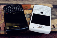 BlackBerry/黑莓 9700 智能3G手机 商务全键盘 超长待机 wifi