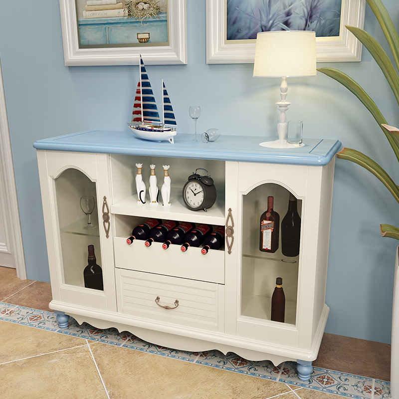 ŷ����ɳ���к���ɫ�ͱ߹�D-3