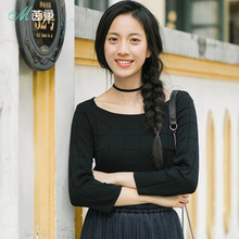 茵曼2018秋装新款百搭船领格纹修身简约气质毛衣女七分袖套头上衣图片