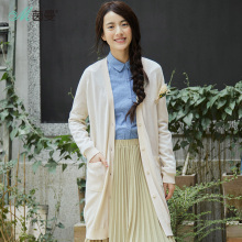 茵曼旗舰店2018春季新款V领宽松中长款针织开衫女外搭棉麻薄外套图片