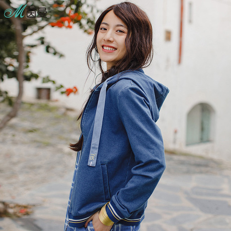 茵曼旗舰店女装2018春装新款连帽条纹拼接休闲百搭短卫衣外套女商品大图