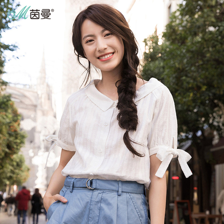 茵曼2018夏新款娃娃领白色纯棉短袖衬衣女短款套头清新漏锁骨上衣商品大图