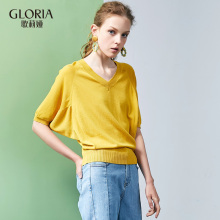 GLORIA/歌莉娅2018年秋季蝙蝠袖V领毛衣187C5H020图片
