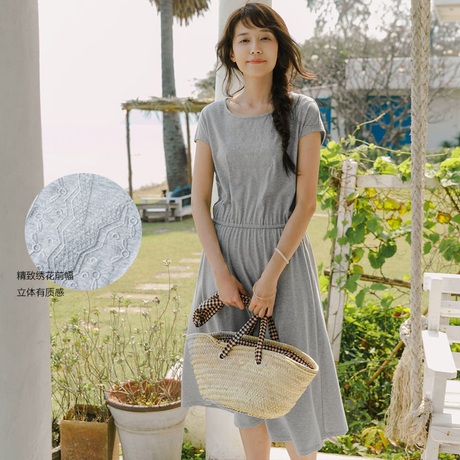 茵曼旗舰店夏季连衣裙2018新款棉质圆领绣花松紧腰显瘦短袖中长裙商品大图