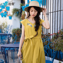 茵曼旗舰店2018夏装新款V领绑带绣花收腰短袖连衣裙女中长裙图片