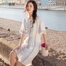 茵曼旗舰店连衣裙女裙夏装2018新款中袖系带圆领印花中长裙过膝裙图片