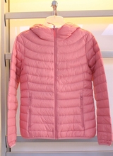 女羽绒服秋冬薄款 安踏正品 连帽羽绒外套轻羽保暖运动服16746940