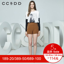 CCDD春装新品专柜正品时尚休闲圆领人物印花长袖t恤女黑色图片