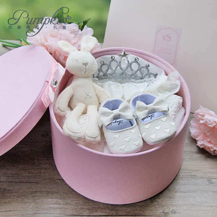 伟德bv1946官网-给刚出生的婴儿买什么礼物好 给刚出生的婴儿买哪些礼物好