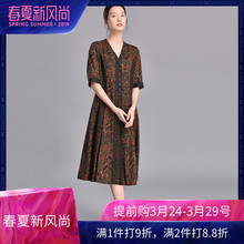 香薇姿夏季中老年真丝香云纱连衣裙2019新款碎花桑蚕丝妈妈装裙子图片
