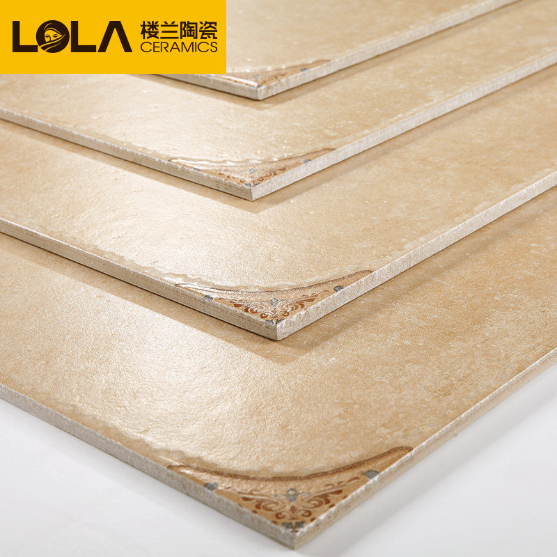 ¥����������שAXYX600