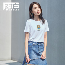 对白短袖T恤女2018夏装新款别致印花休闲简约白色圆领气质上衣服图片